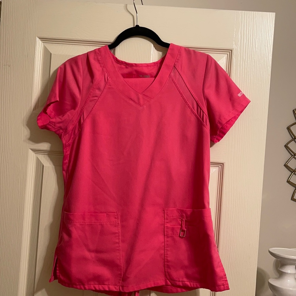 Grey’s Anatomy Active scrubs